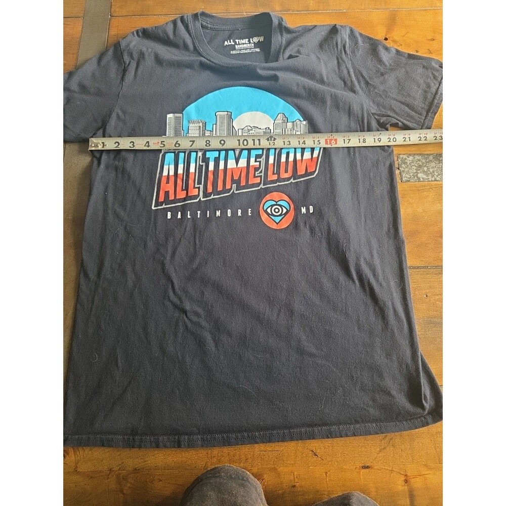 Vtg 2015 All Time Low Baltimore MD Skyline Band T Shirt Hometown Merch 20x28 Med - Picture 9 of 16